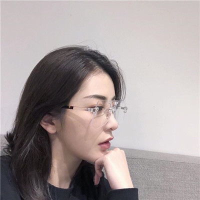 消息人士：叙利亚东北部的两个美国基地遭到打击