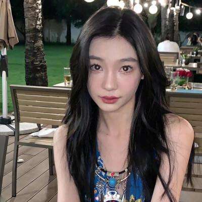 山东昌邑：秋日盐田 色彩斑斓